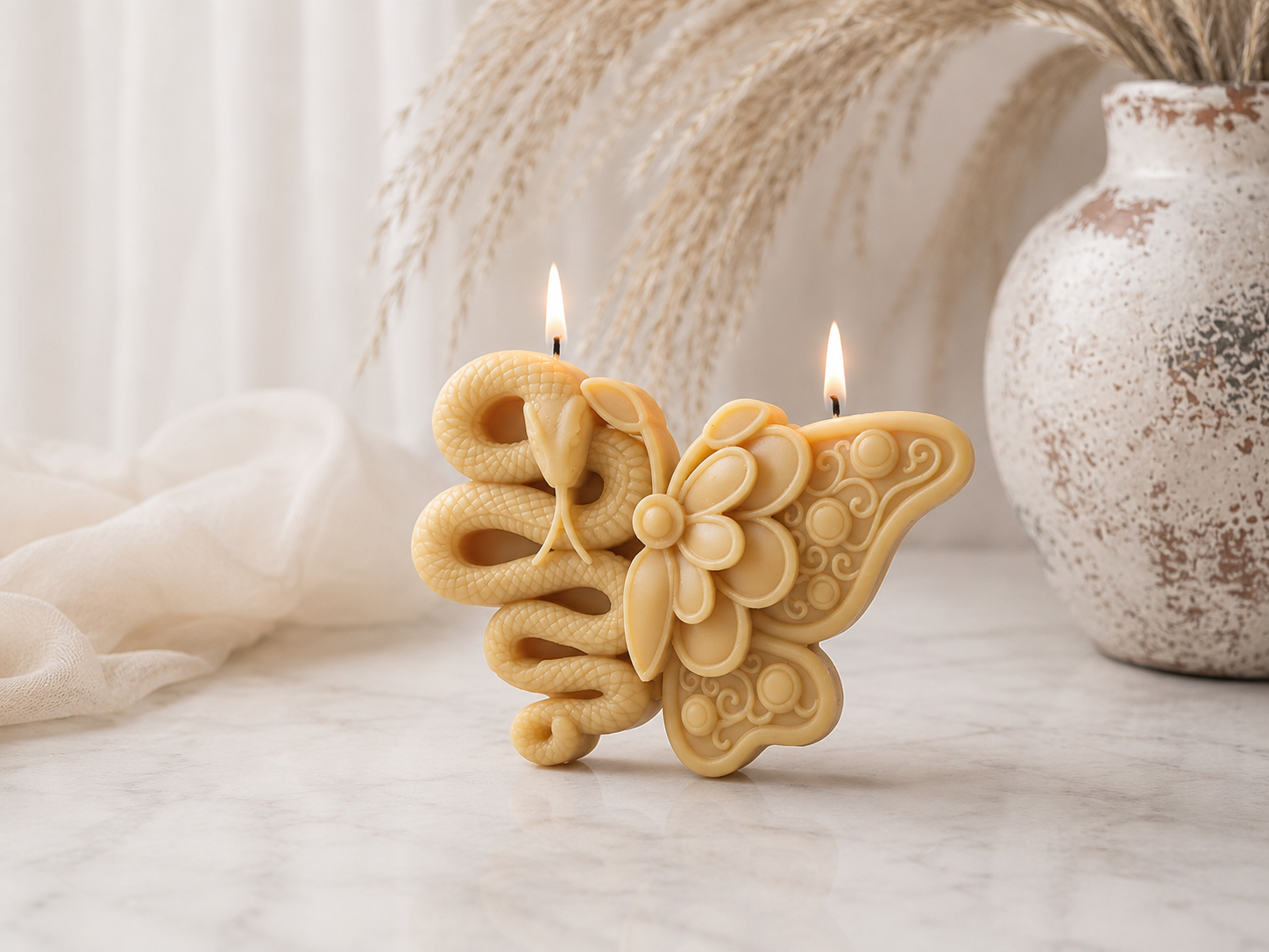 Skull butterfly Candle