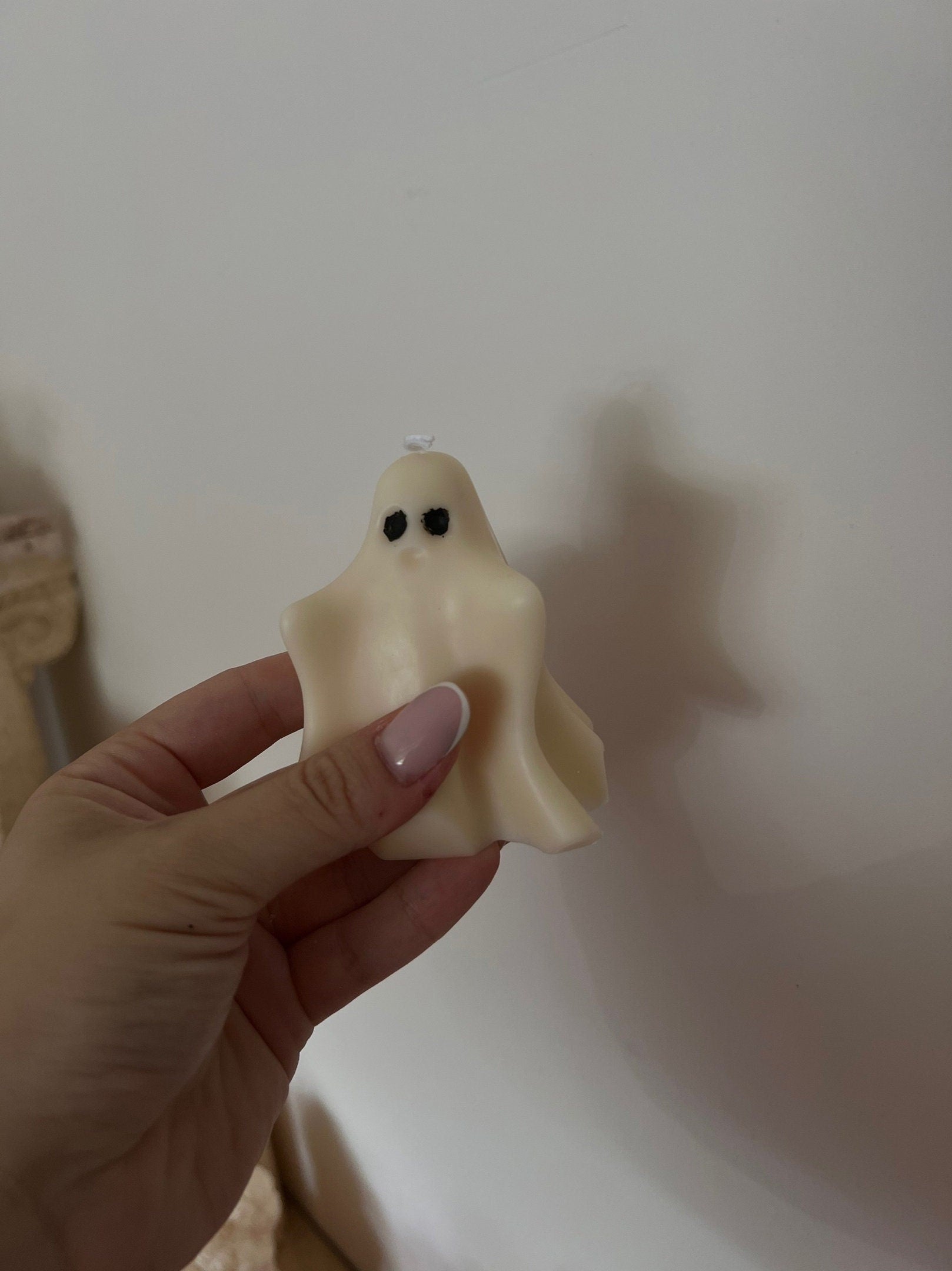 Cute Ghosts Candle