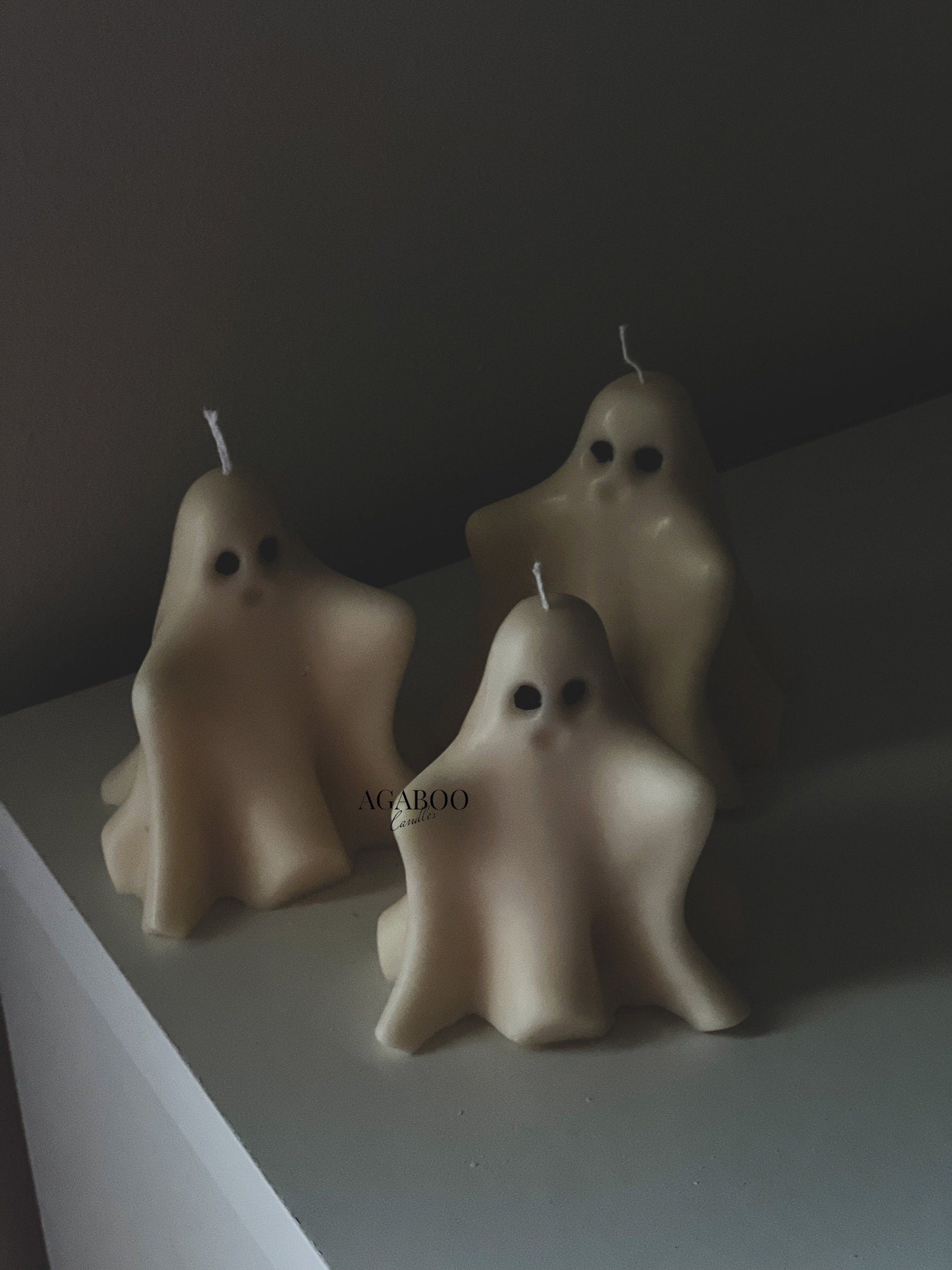 Cute Ghosts Candle