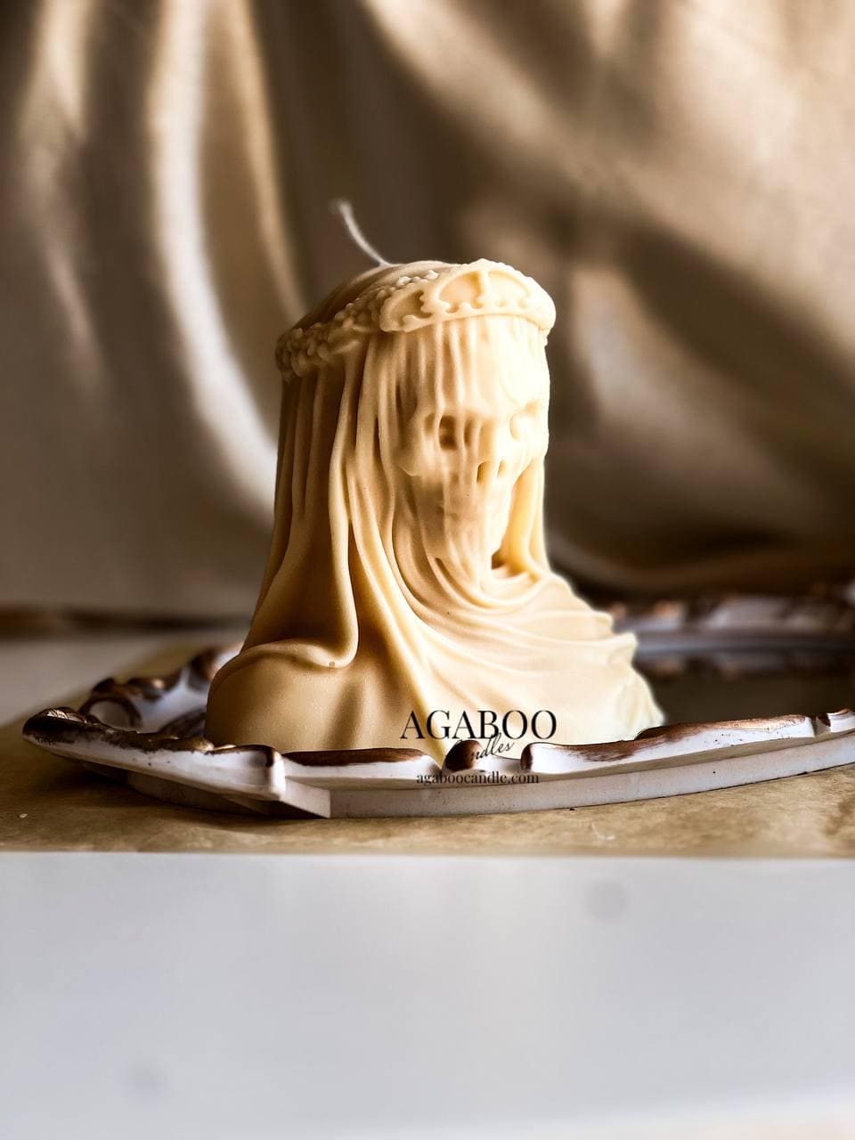 Large Veiled Death Candle