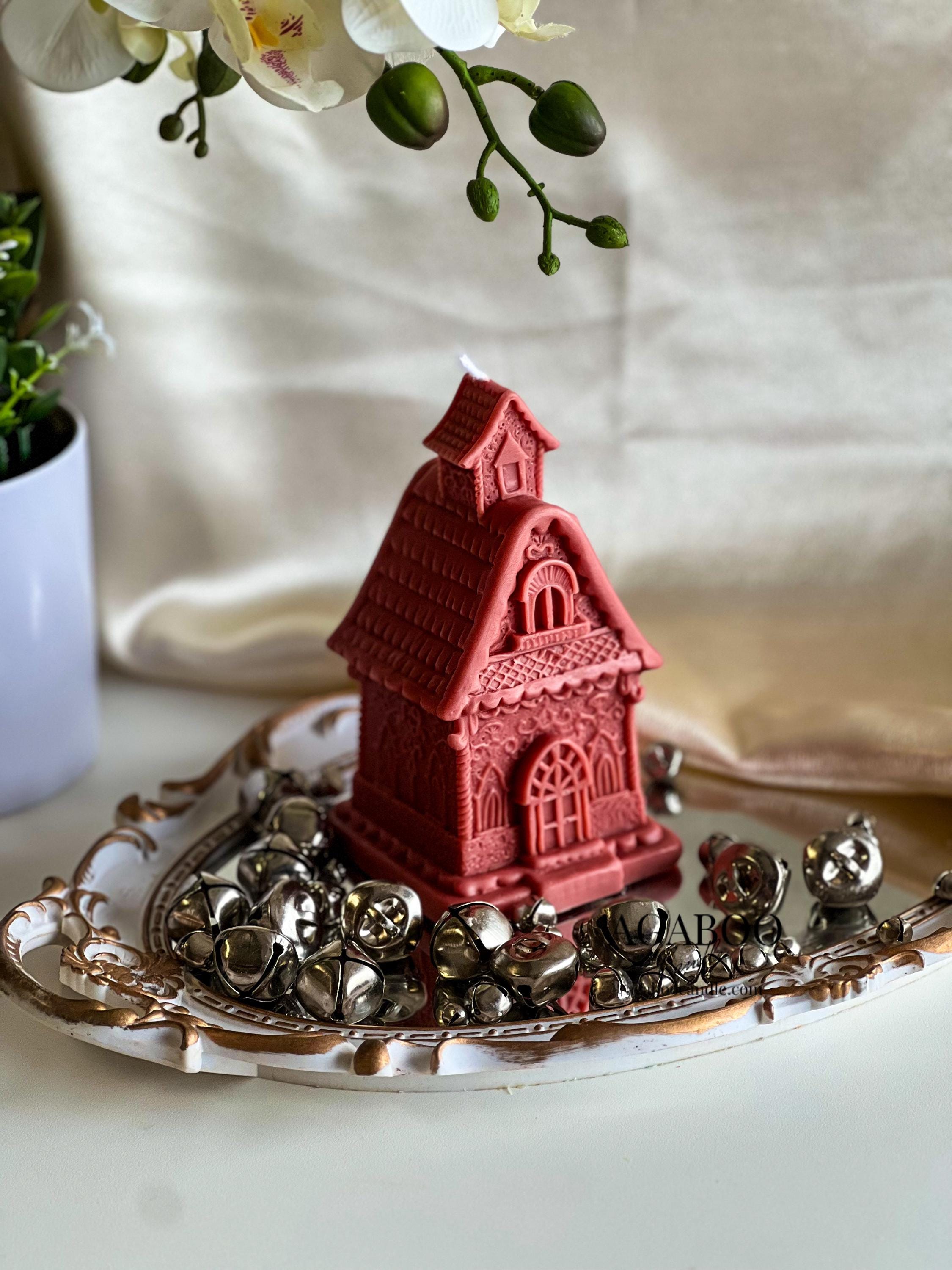 Gingerbread House Candle
