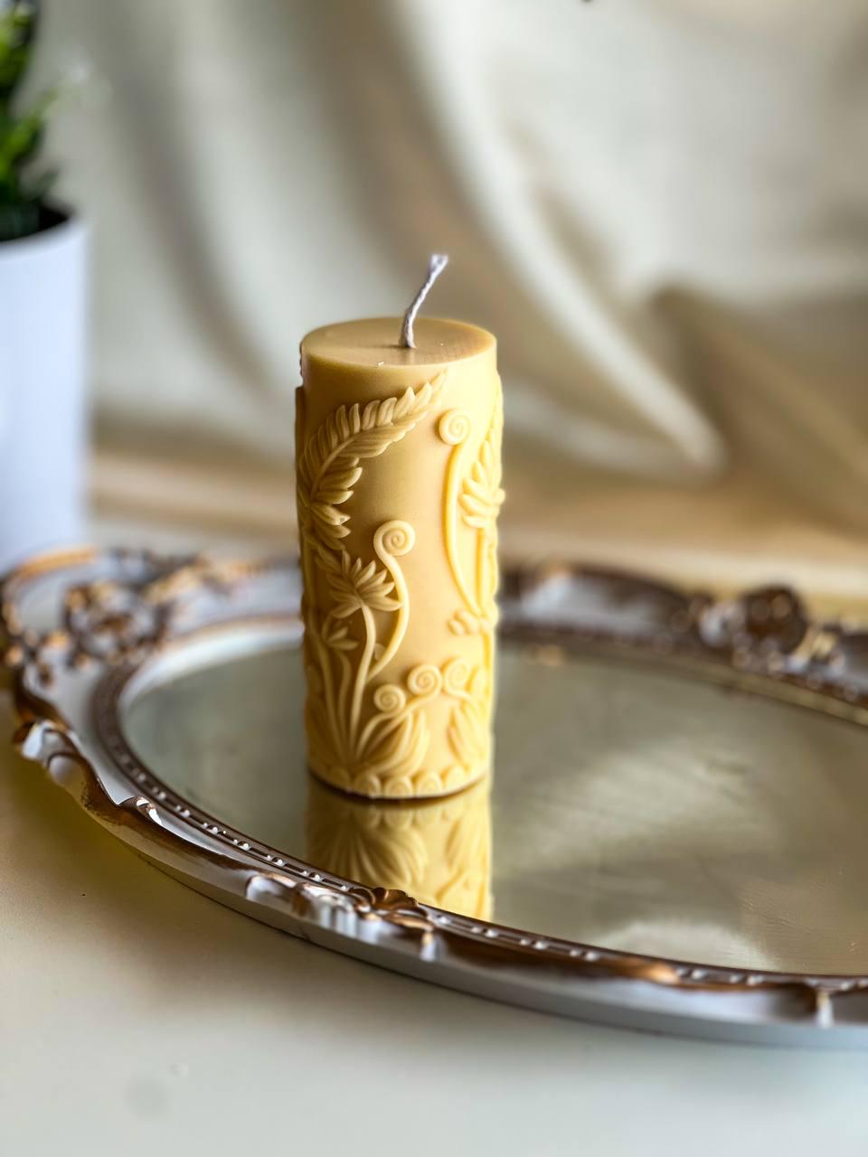 Chic Flower Pillar Candle