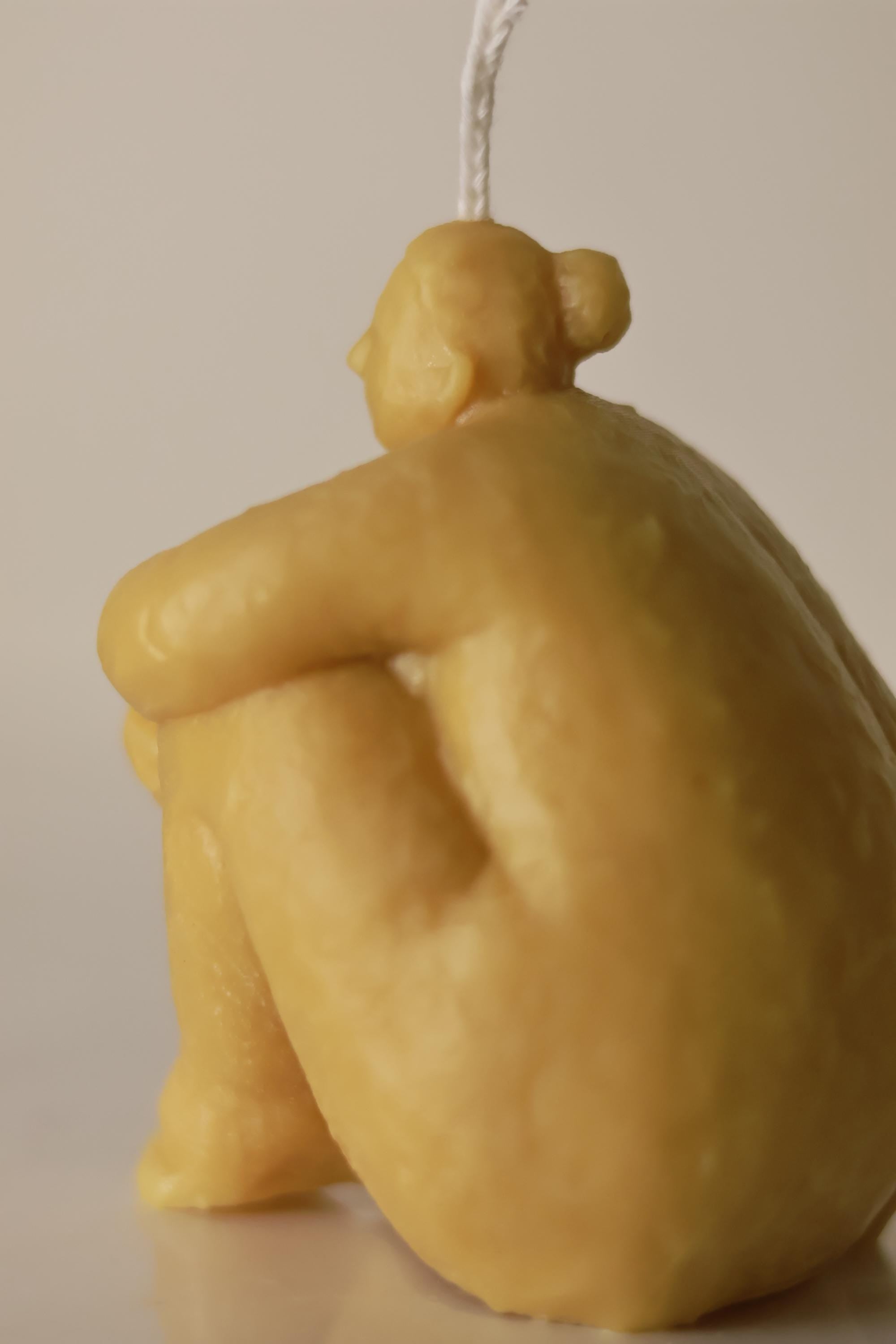 Small Sitting Lady Candle