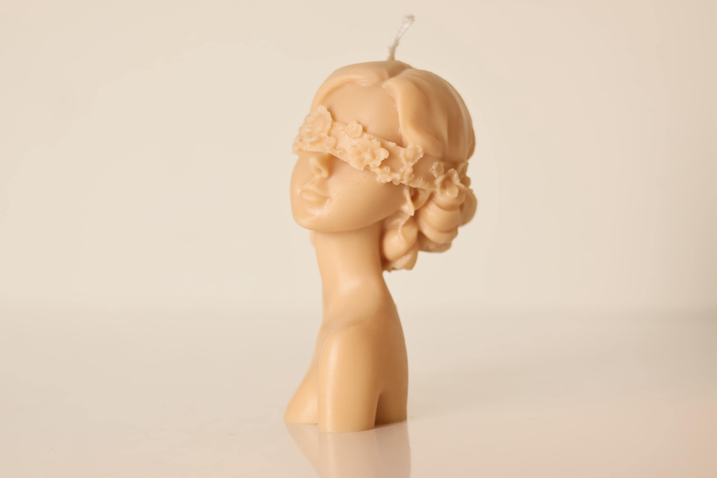 Large Blindfolded Lady Candle 5x2.5 inches