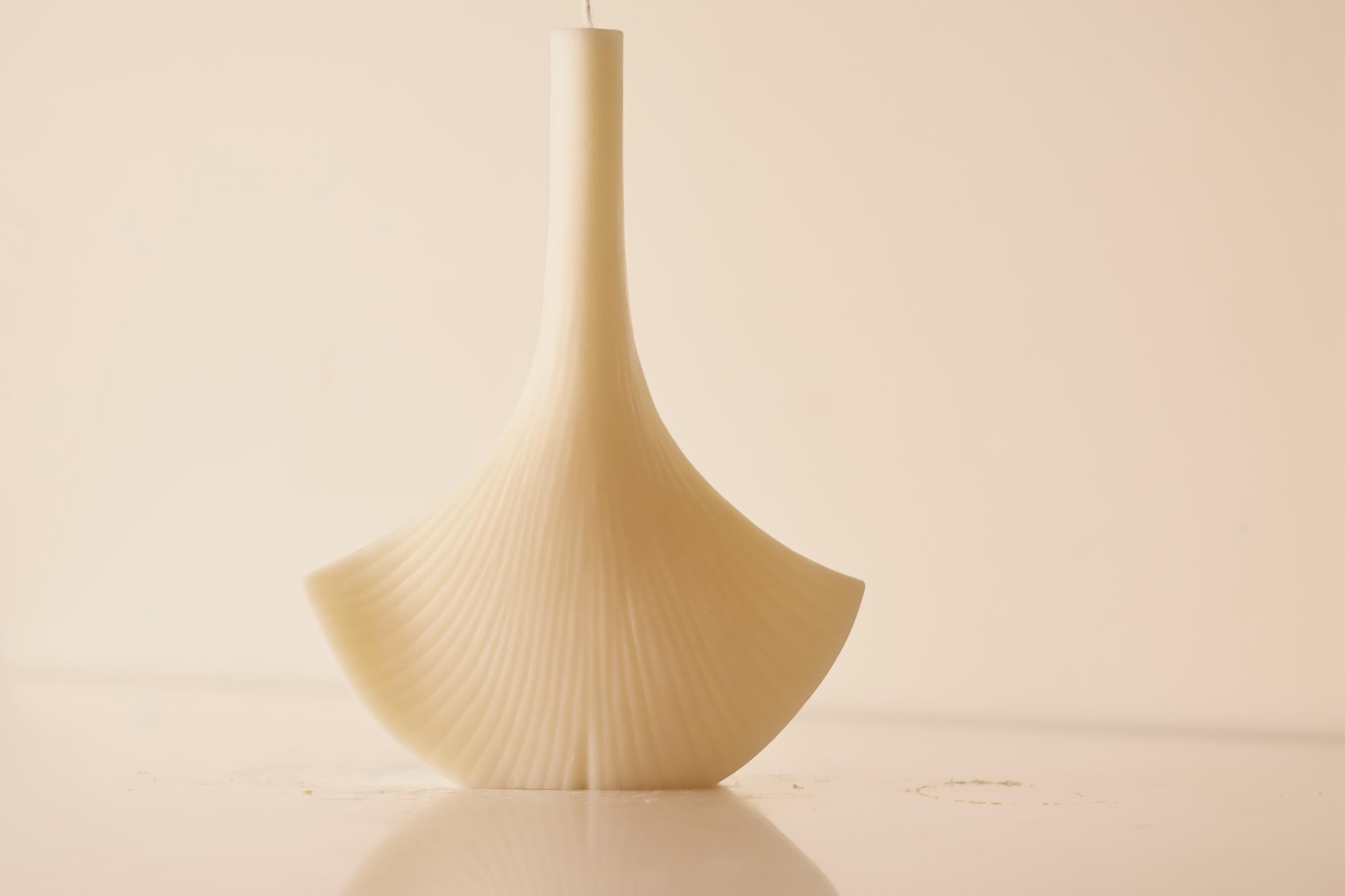 Ginkgo Leaf Candle 8.25x6 inches