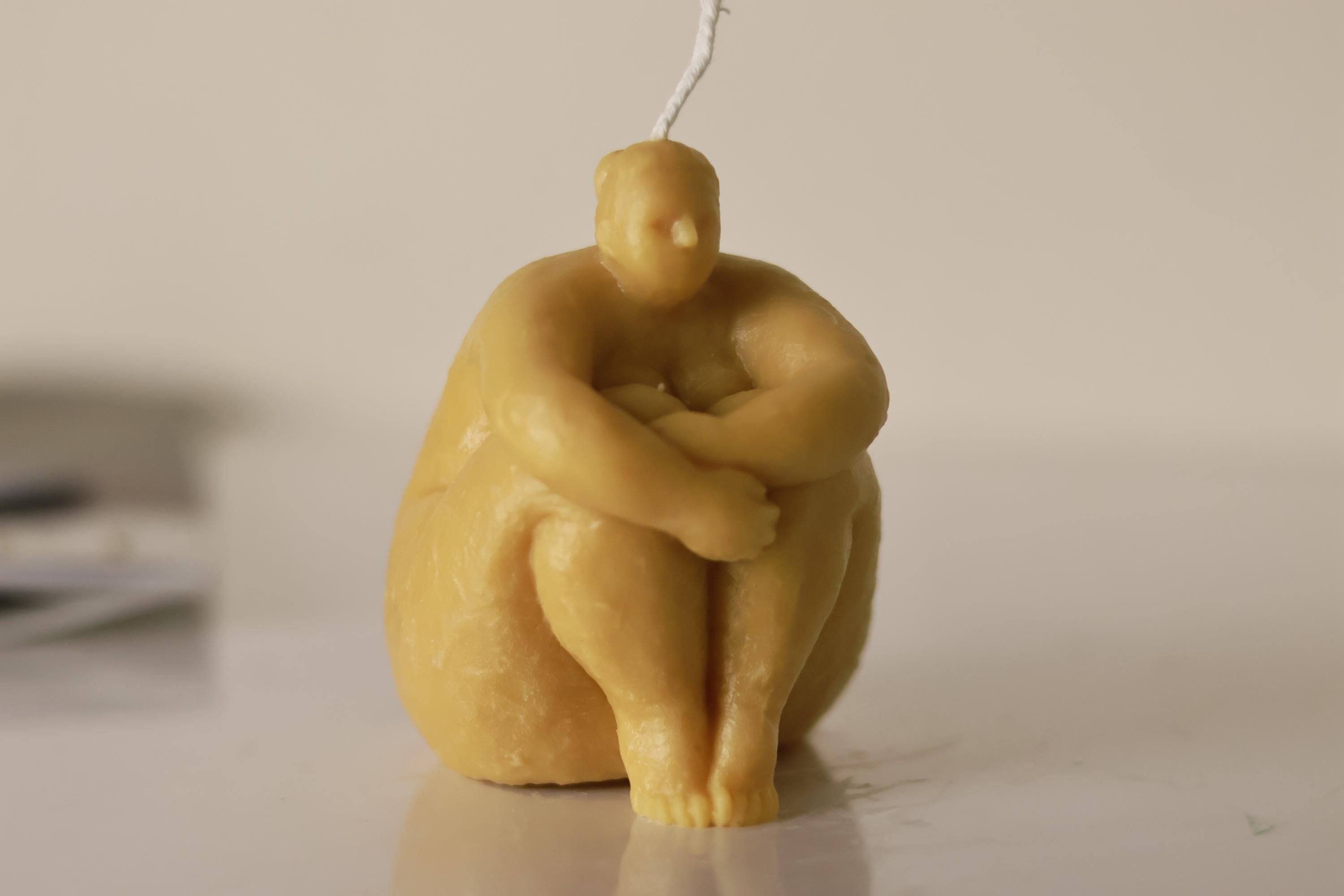 Small Sitting Lady Candle