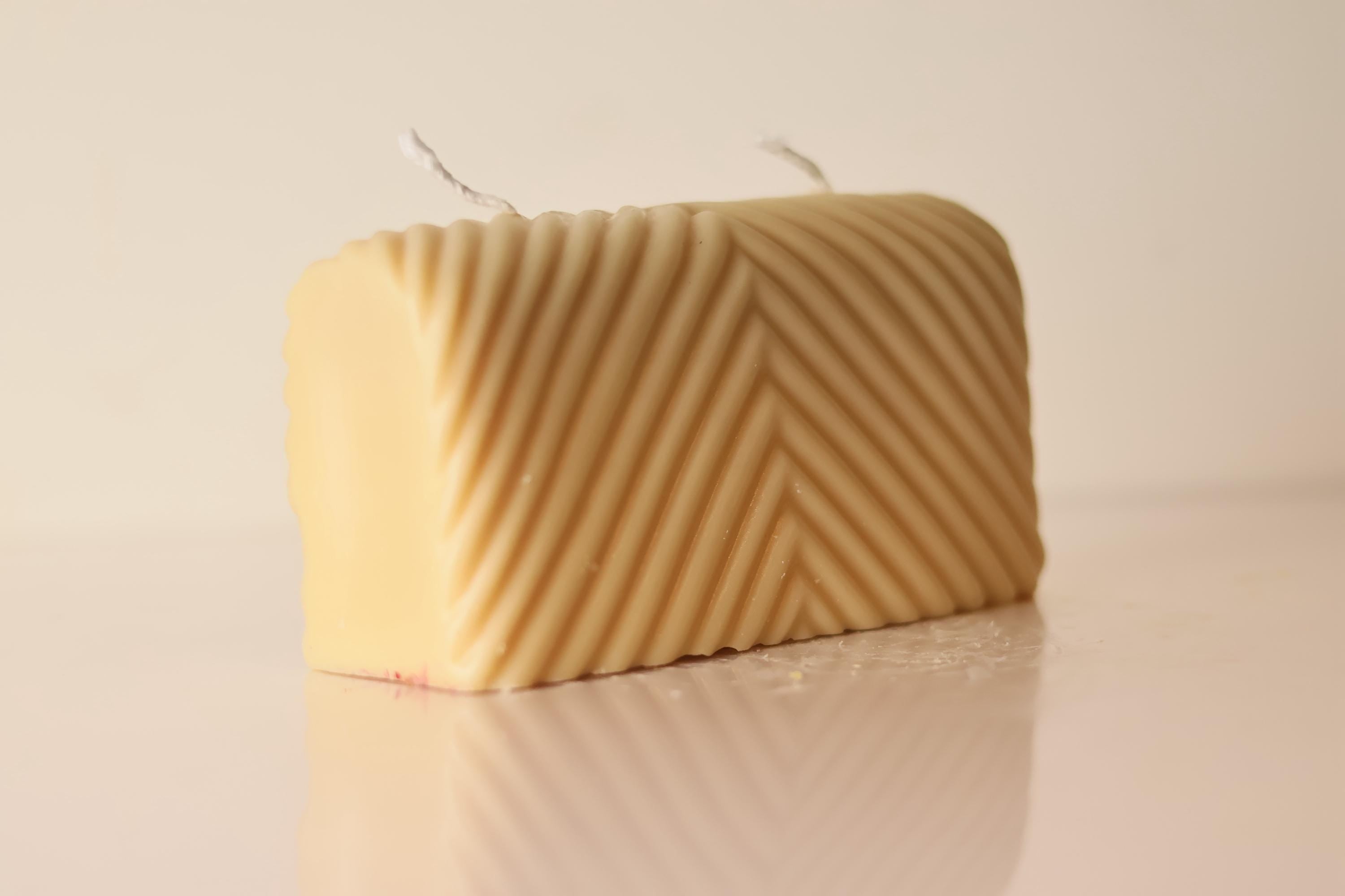 Large Purse Candle