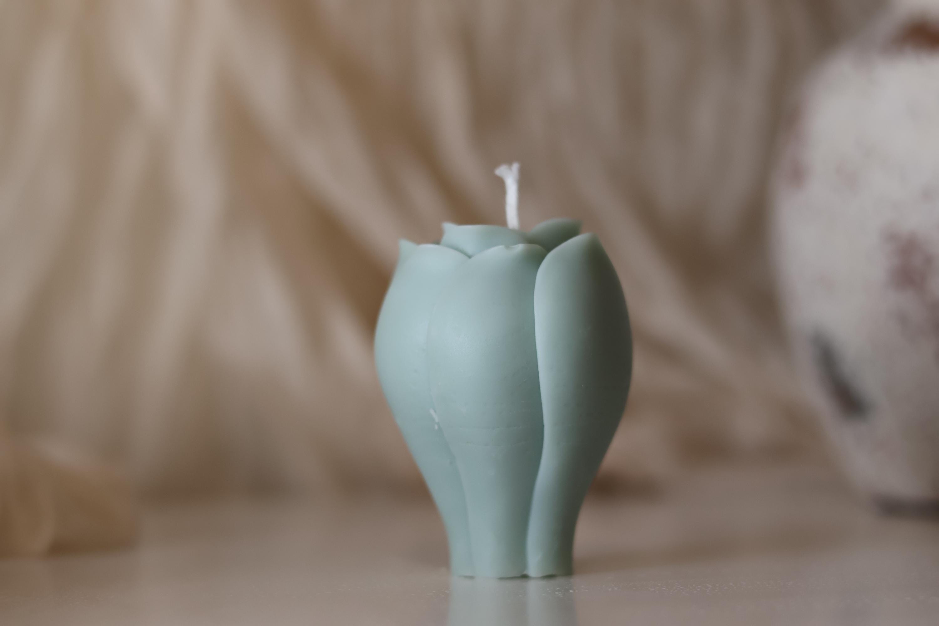 Tulip Bud Candle