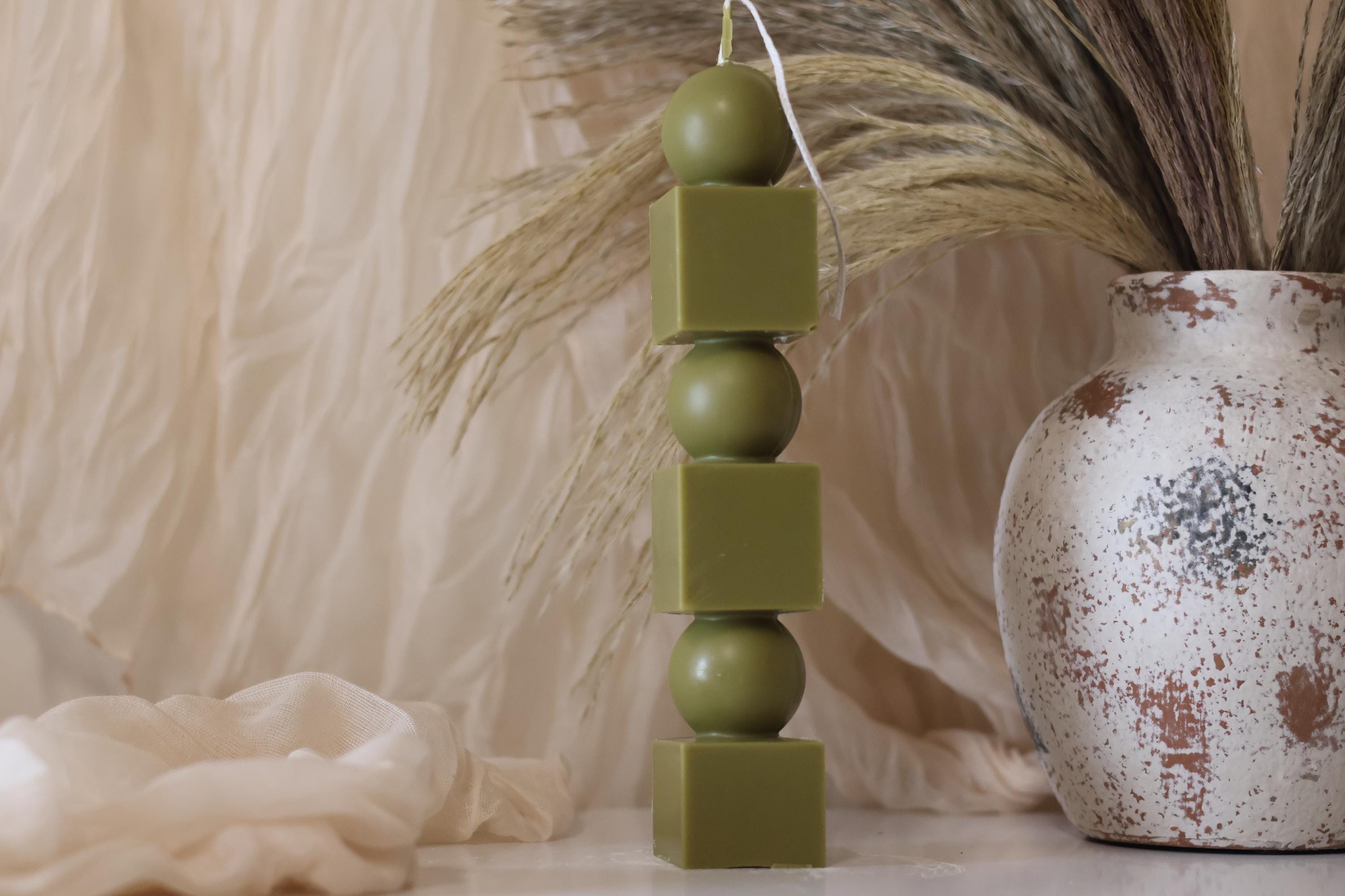 Geometric Tower Candle 8x1.5 inches