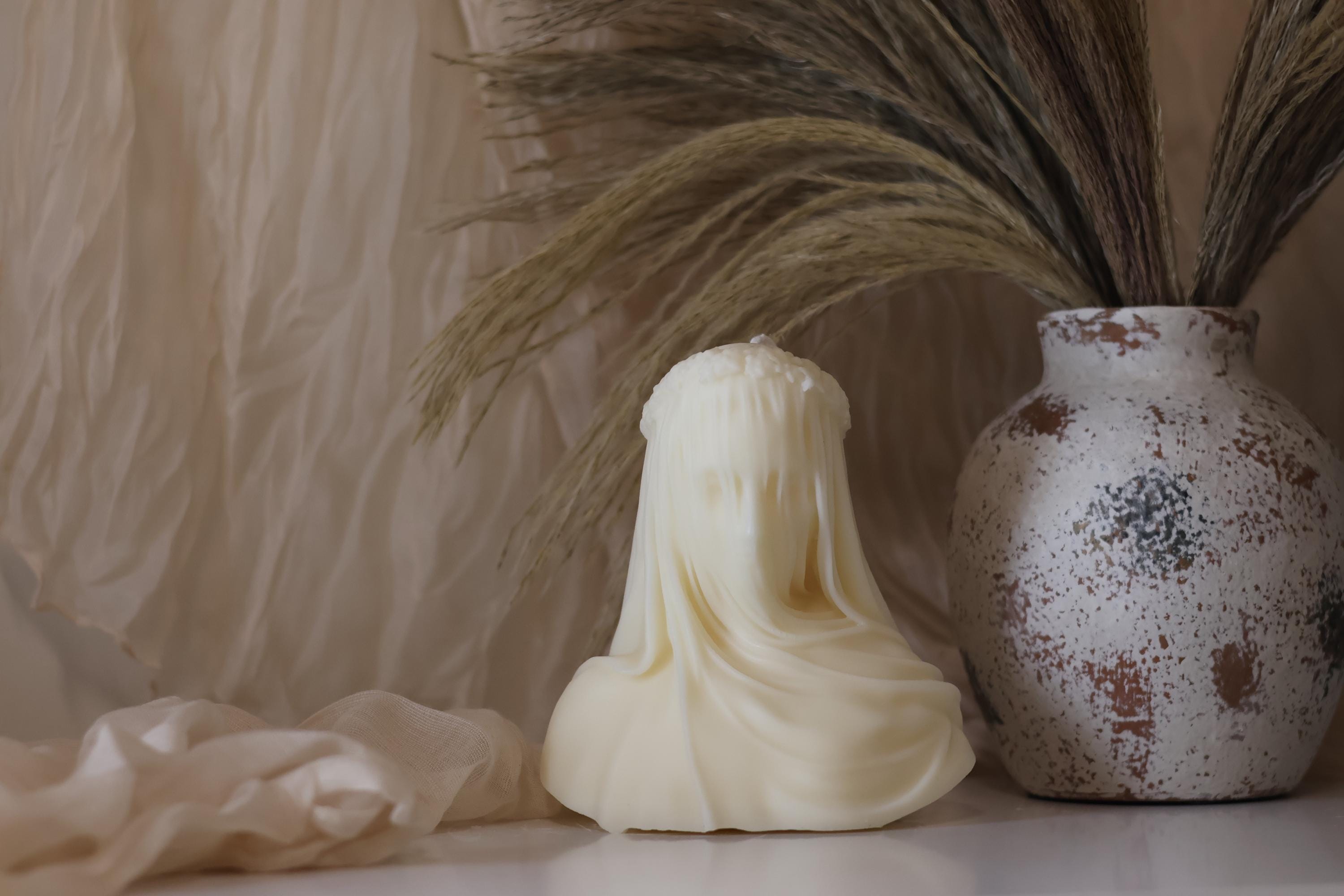 Medium Veiled Lady Candle