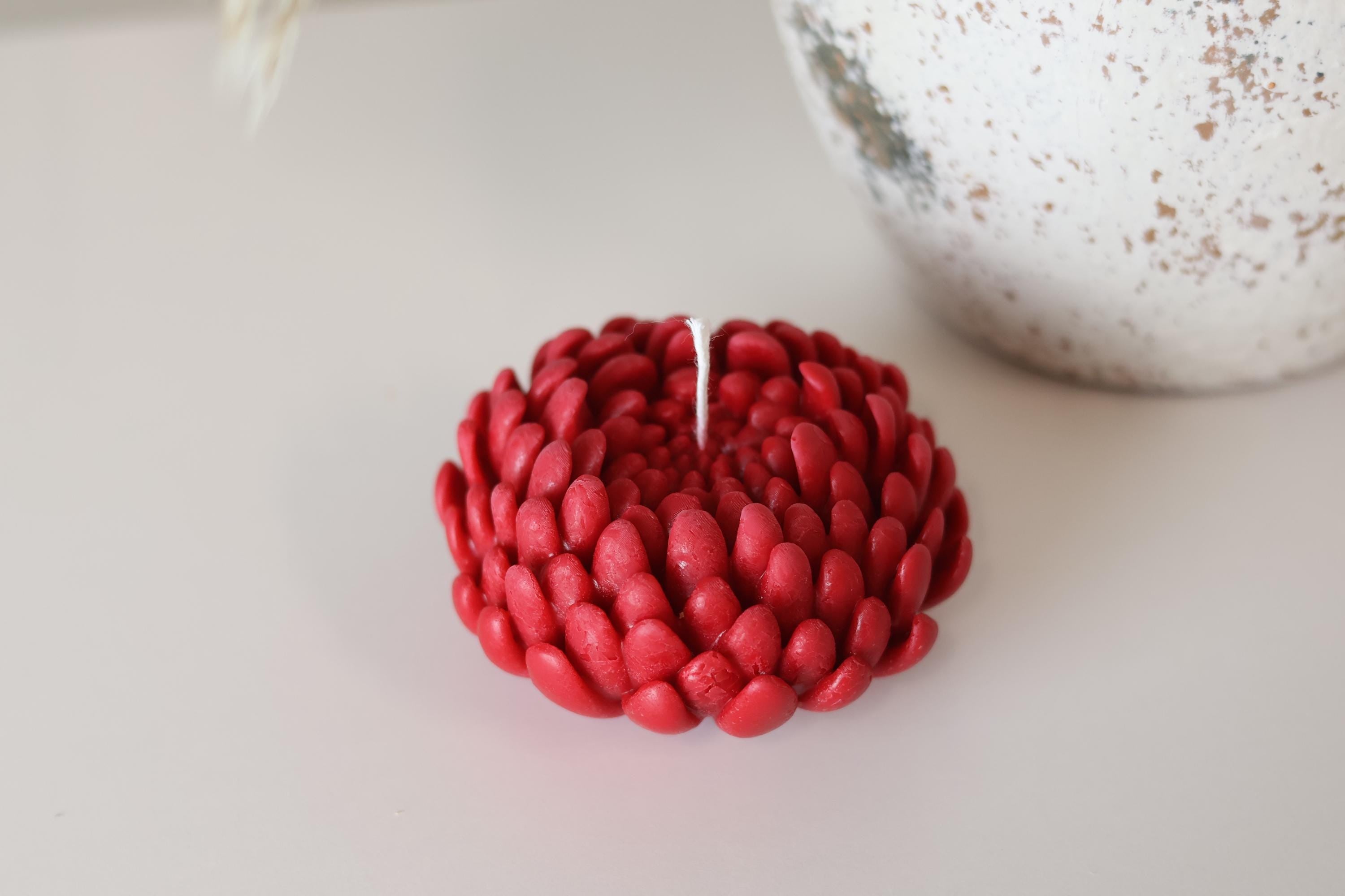 Chrysanthemum Candle