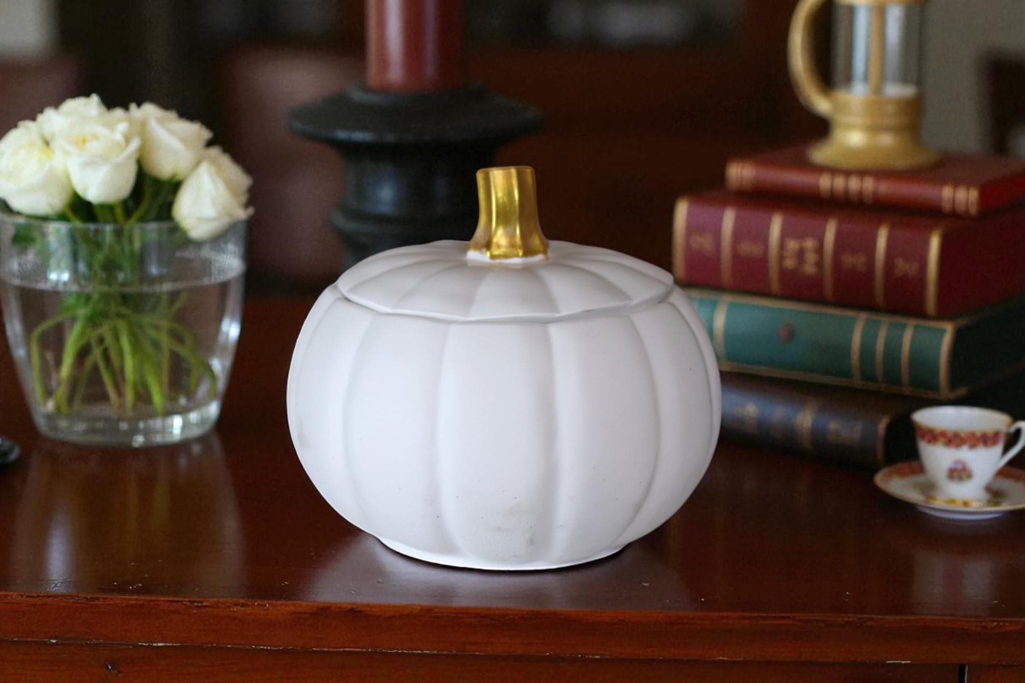 Pumpkin Candle in Ceramic Resin Jar